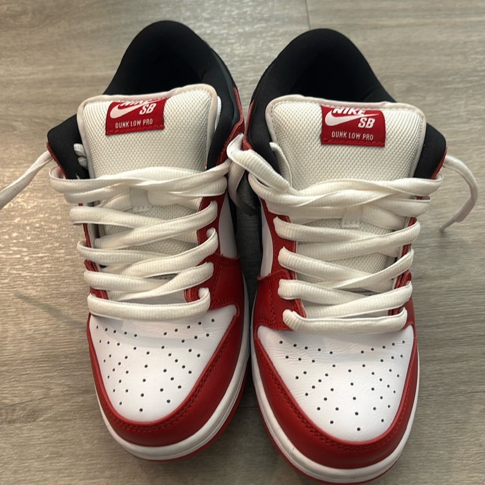 Nike SB dunk Chicago size 6.5y 8 womens